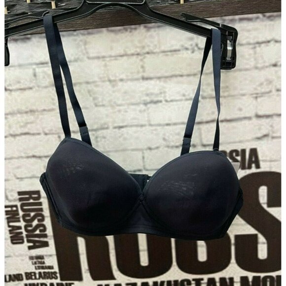 Hanro 32B Black Smooth Illusion Spacer Cup Bra - Picture 2 of 5